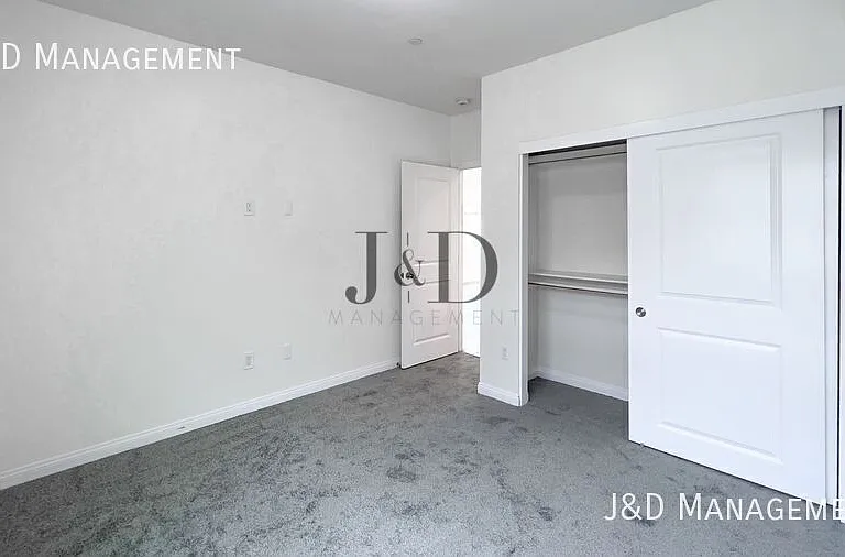 1134-1148 Fresno St — Photo 12