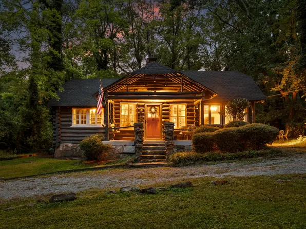 1208 Cinderella Rd, Lookout Mountain, GA 30750
