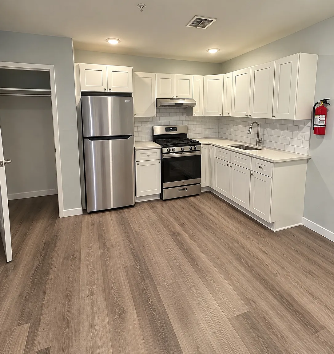 229 Rosa Parks Blvd — Photo 2
