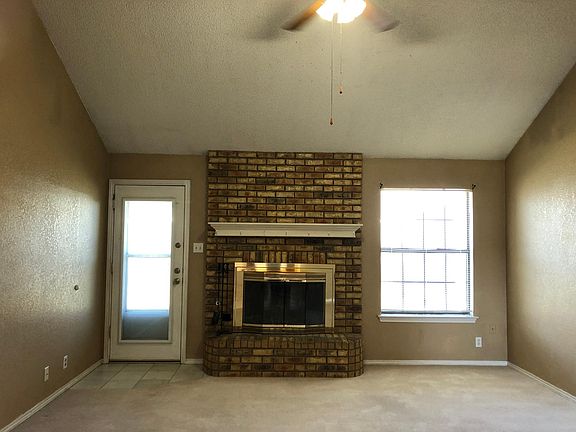 4th image of 3308 Canemont Dr
