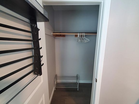 5th image of 6032 Vineland Ave #1/2