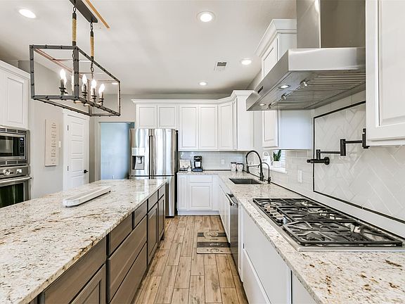 4th image of 11642 Cypresswood Dr