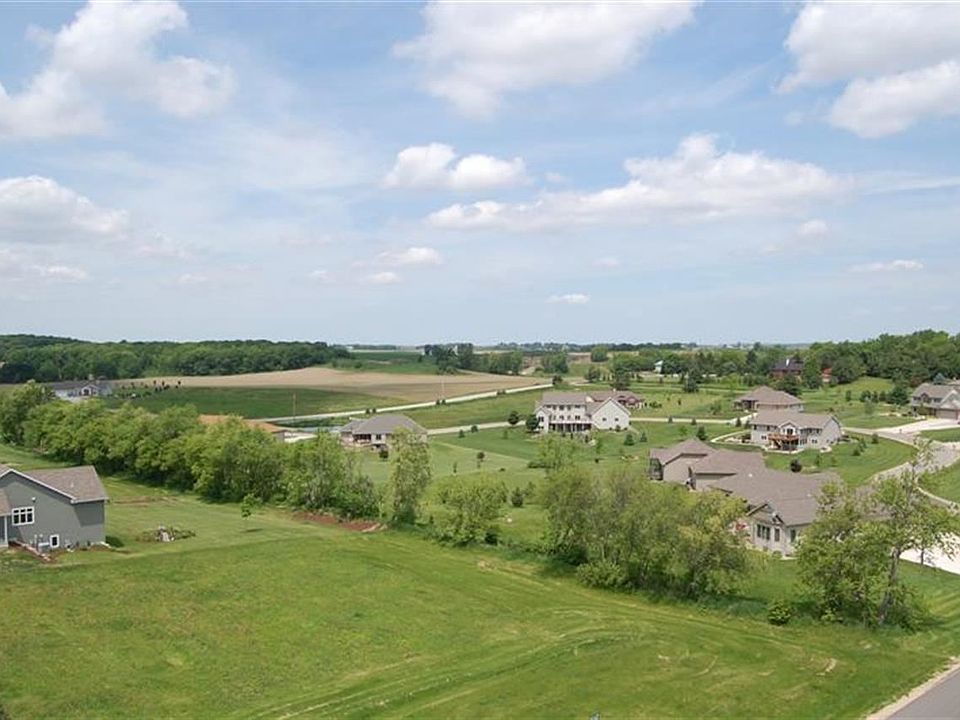2nd image of 40 Winfield