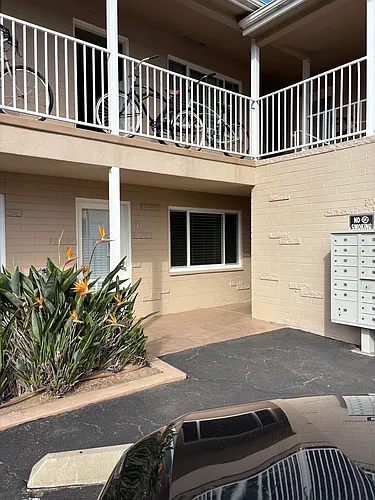 5050 Cass Street Photo 1