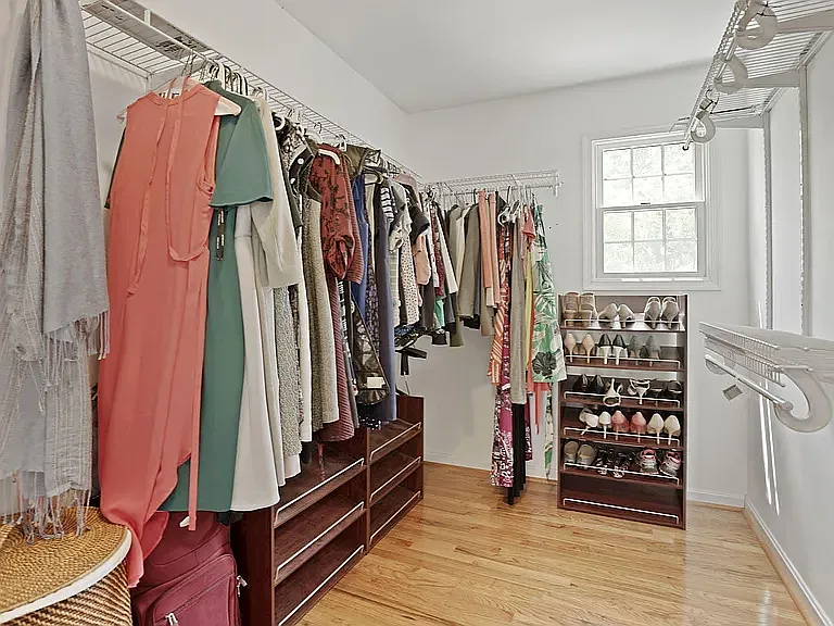 2918 Monroe Pl — Photo 36