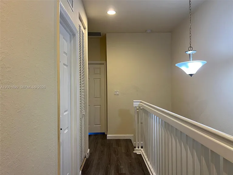 8913 W 35th Way — Photo 9