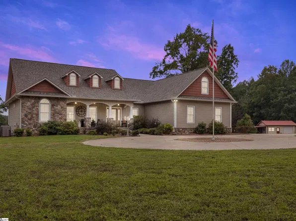 27 Troy Ln, Tryon, NC 28782