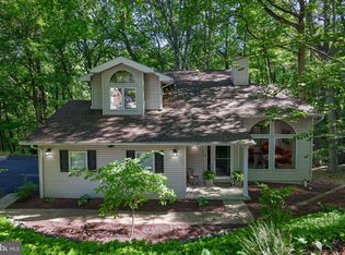 835 Verden Dr, Hummelstown, PA 17036