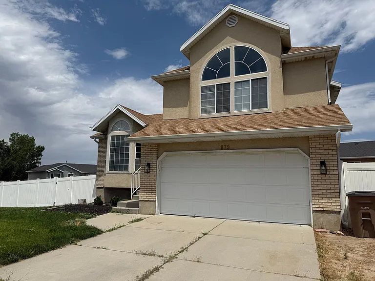 979 E Blue Heron Cir — Photo 5