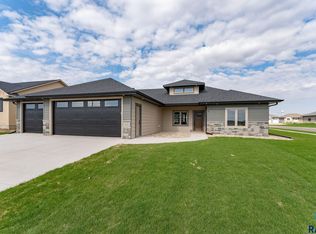 505 S Quartzite Ave, Tea, SD 57064