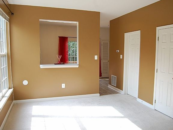 4th image of 8622 Aspen Grove Ct