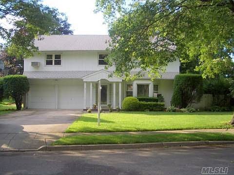 1st image of 13 Lynwood Dr