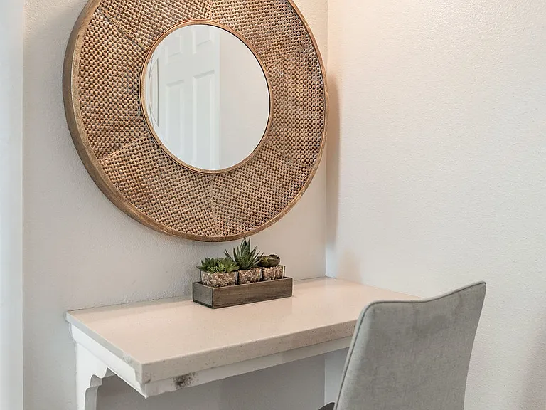 5114 S Dorsey Ln — Photo 32