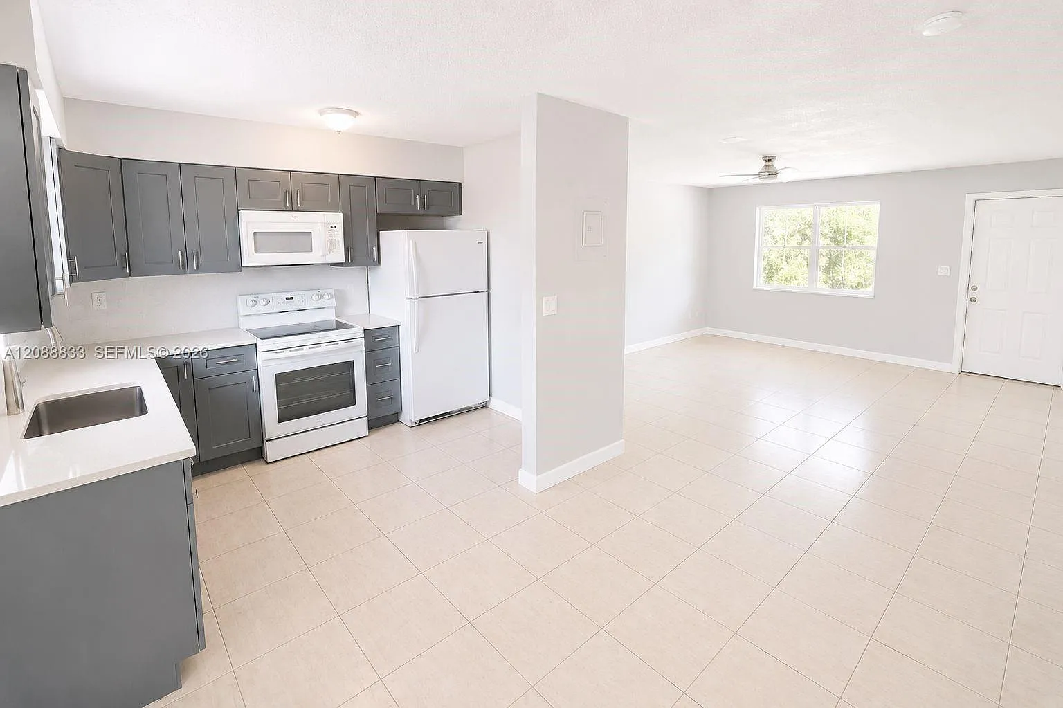 Midland 1st Add — Photo 1
