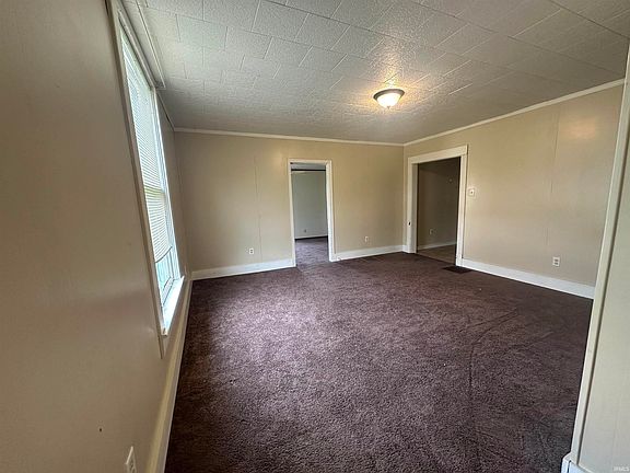 4th image of 200 N Center St