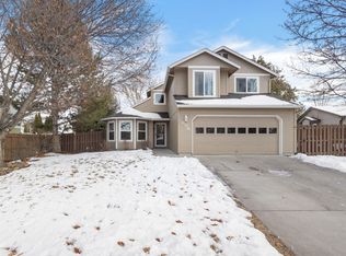 896 NE Providence Dr, Bend, OR 97701