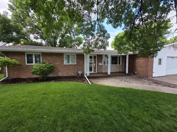 1120 W Reid Ave, North Platte, NE 69101