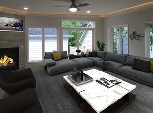 940 N Loomis St, Naperville, IL