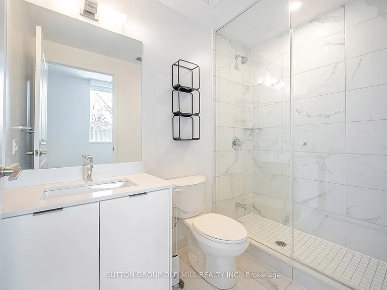 204 Burnhamthorpe Rd E #104 — Photo 29