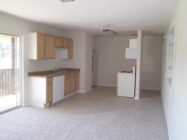 402 Marshall Ct NW, Fort Walton Beach, FL