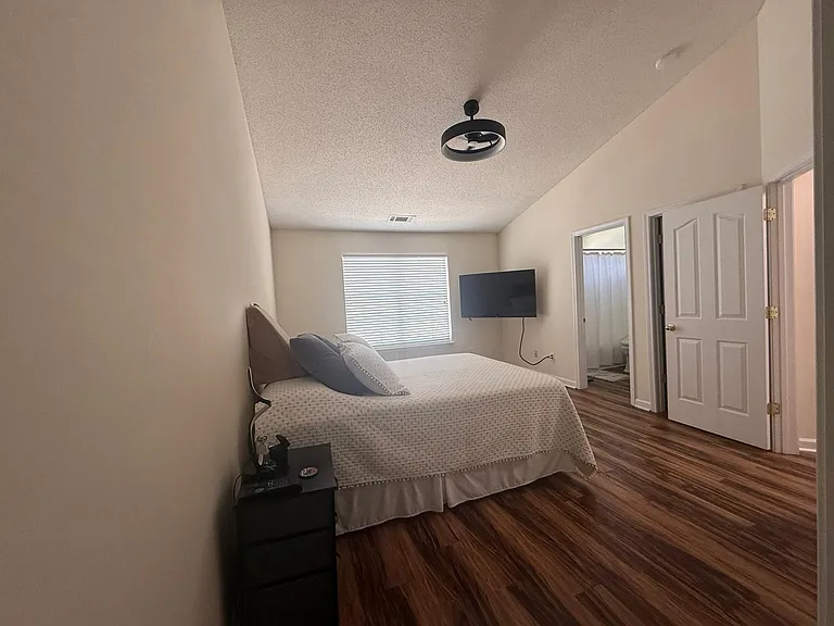 105 Cirrus Ct — Photo 20
