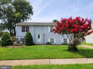 9 Sue Ln, Newark, DE 19711