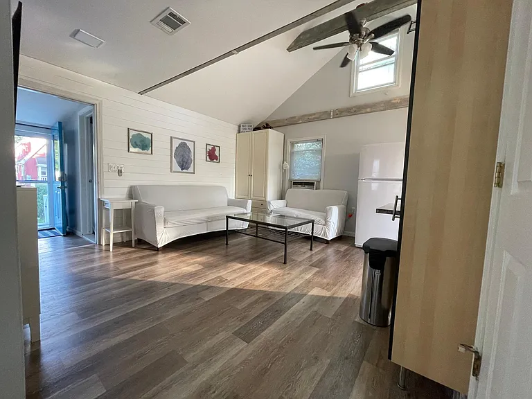 1025 Reef Rd — Photo 8