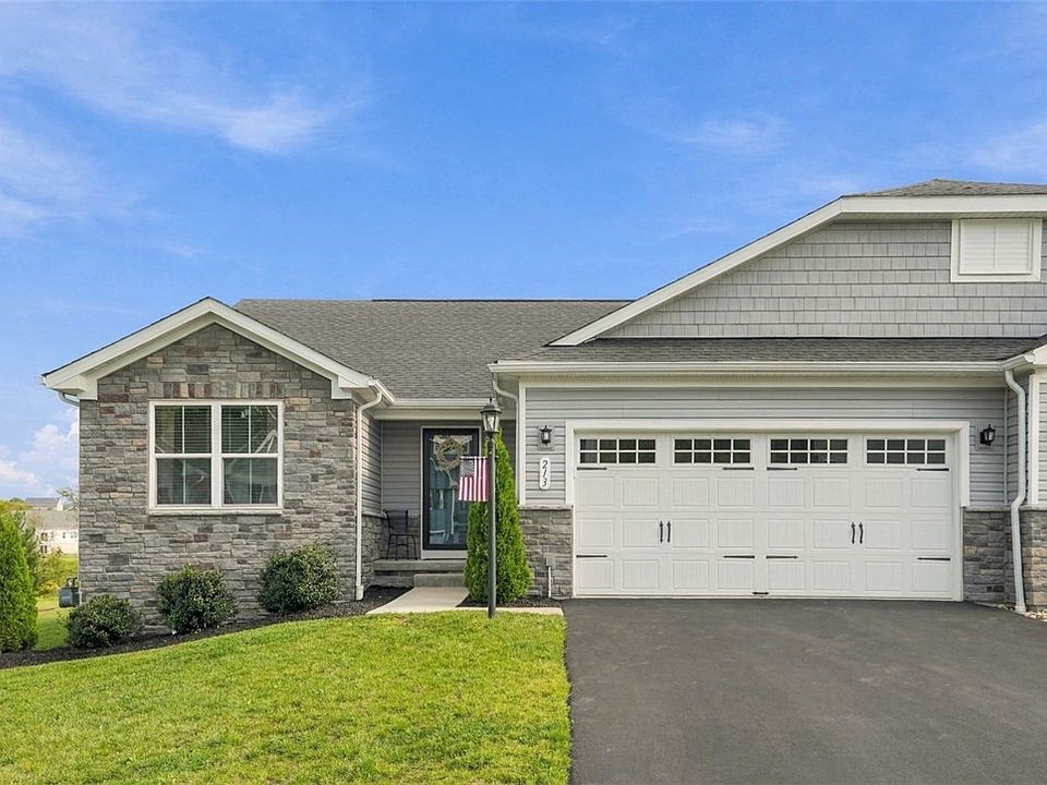 1st image of 213 Smith Ln