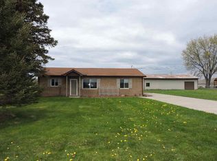 1184 S Carter Rd, Midland, MI 48642