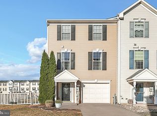4096 Majestic Ct, Dover, PA