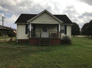 712 Old Highway 63, Speedwell, TN 37870