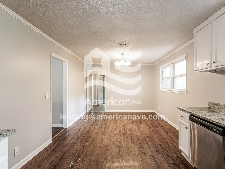 774286_005_dining_room_5.jpg