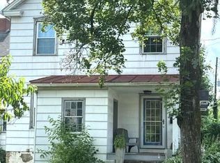 3072 Springtown Rd, Hellertown, PA 18055