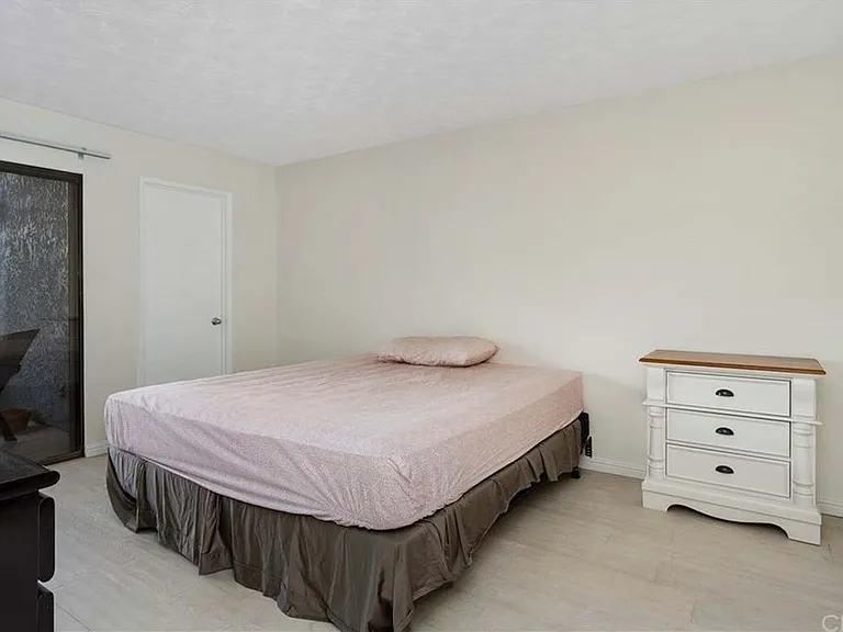 550 Orange Ave #120 — Photo 16