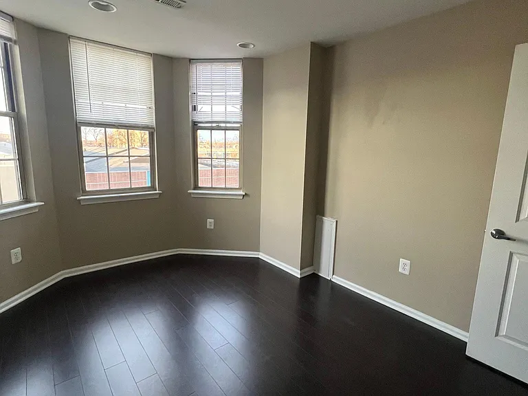 4721 Chestnut St #D — Photo 18