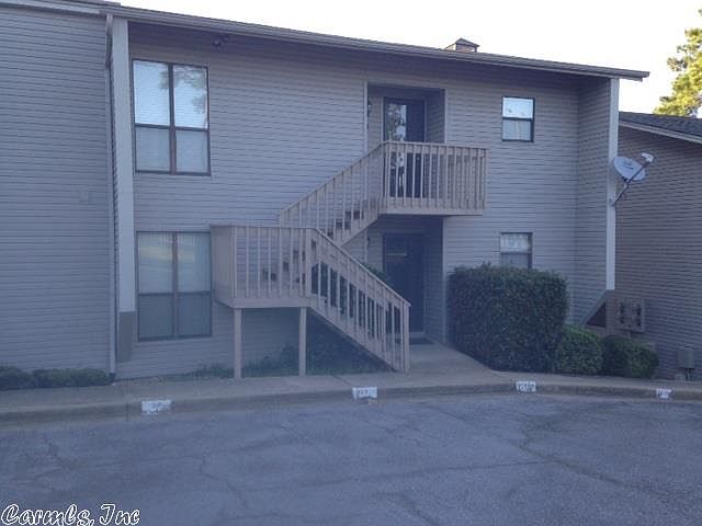 1st image of 120 Catalina Cir