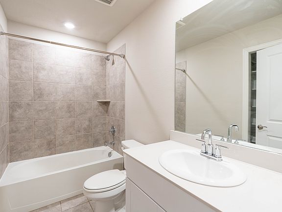 5th image of 3221 Feller Ln