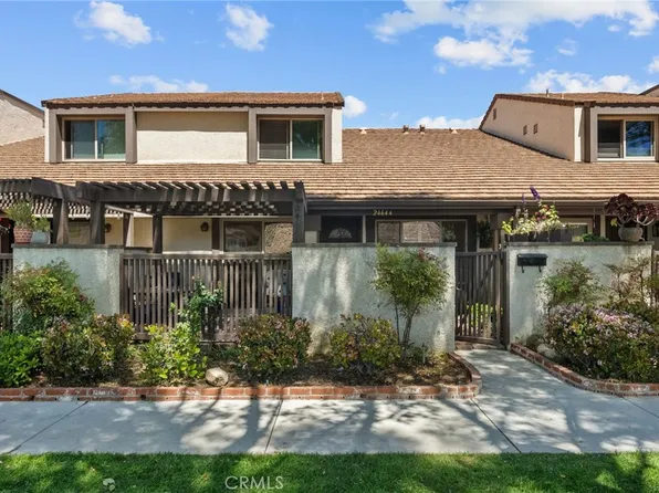 24644 Golfview Dr, Santa Clarita, CA 91355