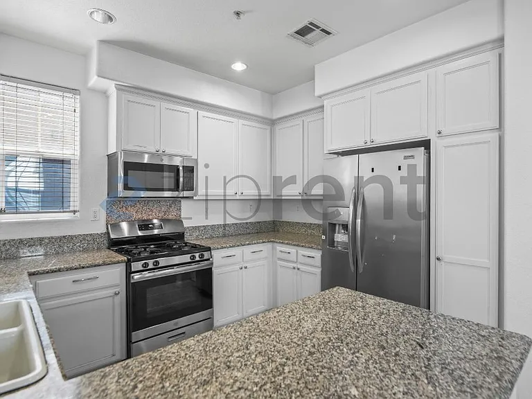 227 Parc Place Dr — Photo 12