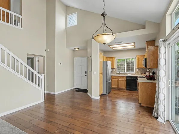 6455 Laguna Mirage Ln, Elk Grove, CA 95758