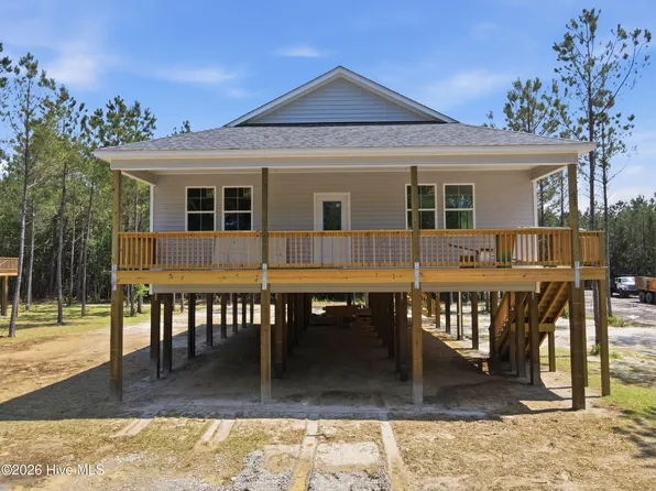 662 Vandemere Creek Drive, Vandemere, NC 28587