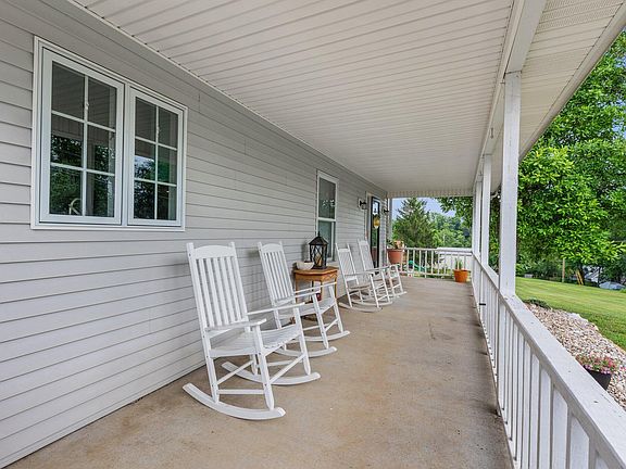4th image of 94 Gwinn Island Cir