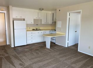 947 N 89th St APT 2, Seattle, WA 98103