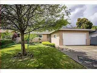 6397 Vegas Dr photo 1