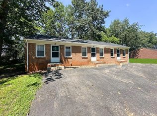 256 Oak Hill Dr #B, Lynchburg, VA 24502