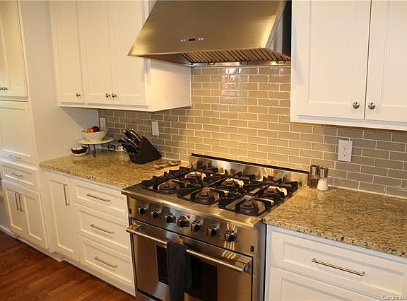 5th image of 1231 Brockton Ln
