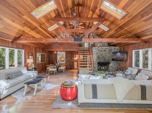 6200 Sharp Road, Calistoga, CA 94515