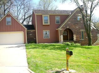 3004 Oxford Rd, Lawrence, KS 66049
