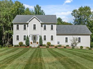 49 Warren St, Upton, MA 01568