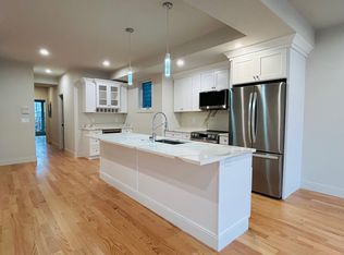 82 Baxter St #2, Boston, MA 02127